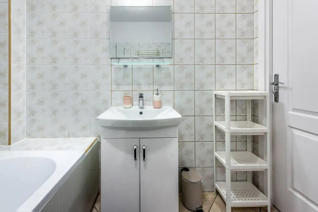 Ap. Olimpia 1 Pok. 2 Osoby, Downtown, Free Parking Apartment Krakow